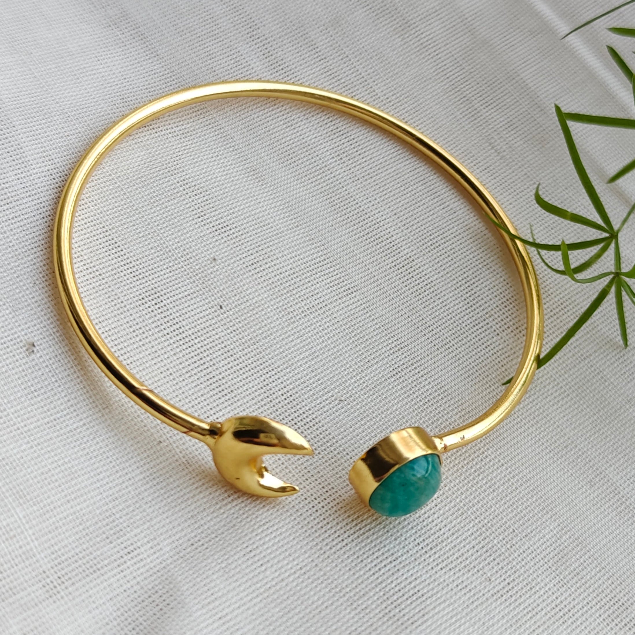 Amazonite moon slim bangle