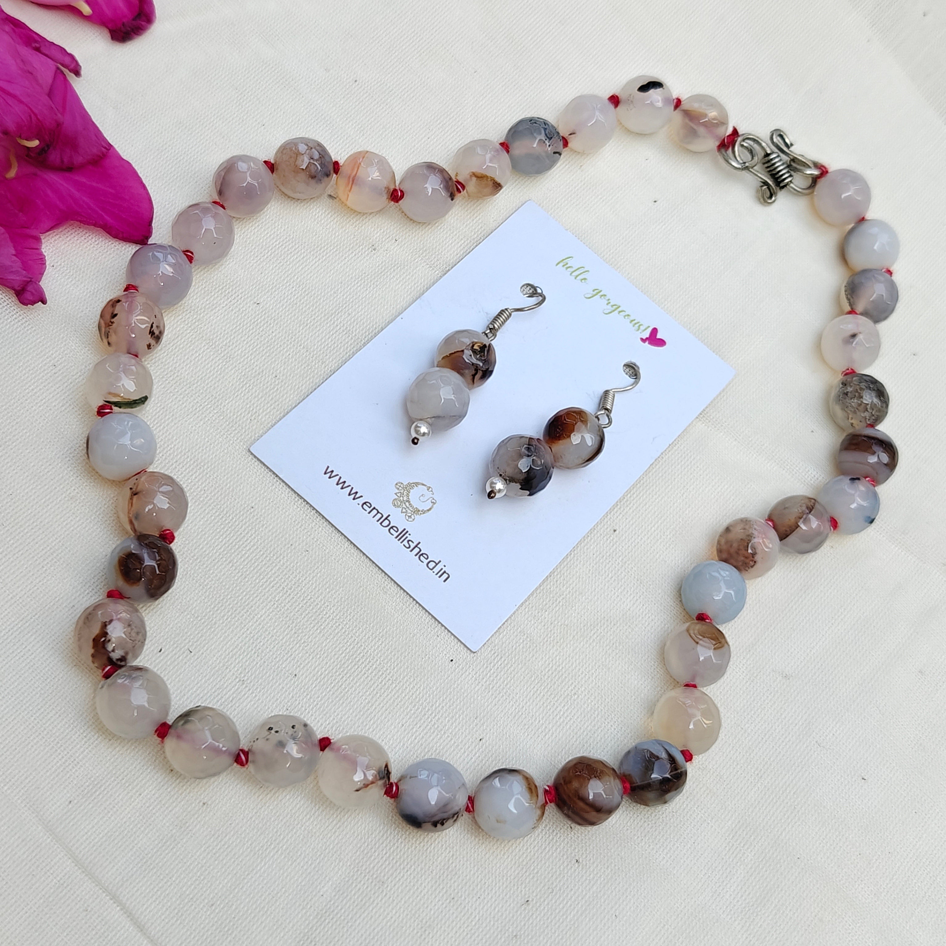 Onyx beads necklace and danglers
