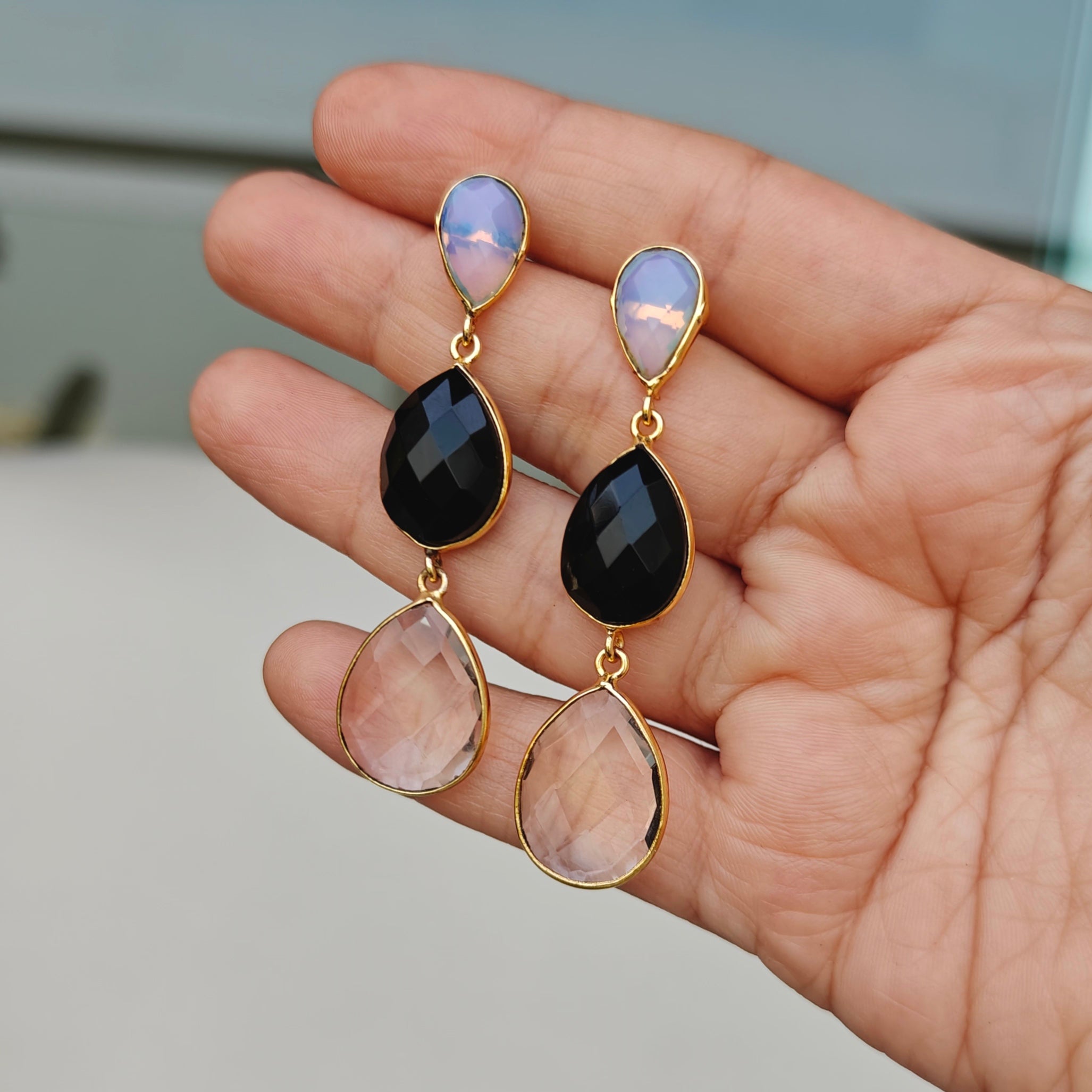 Three stone drop earrings - black and white