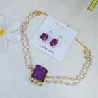 Stone Centerpiece Pearls Choker set