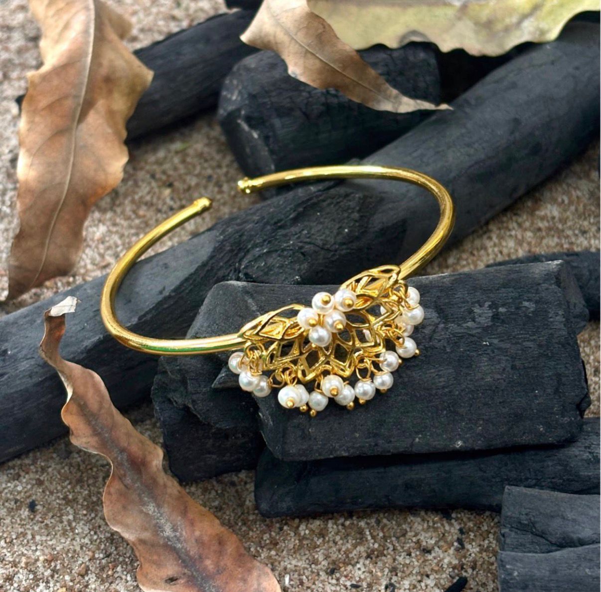 Lotus Bloom and Cluster Pearls bangle