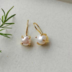 Freshwater pearl hooks in crown setting