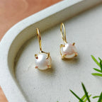 Freshwater pearl hooks in crown setting