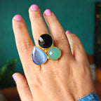 Monalisa stones trio finger ring