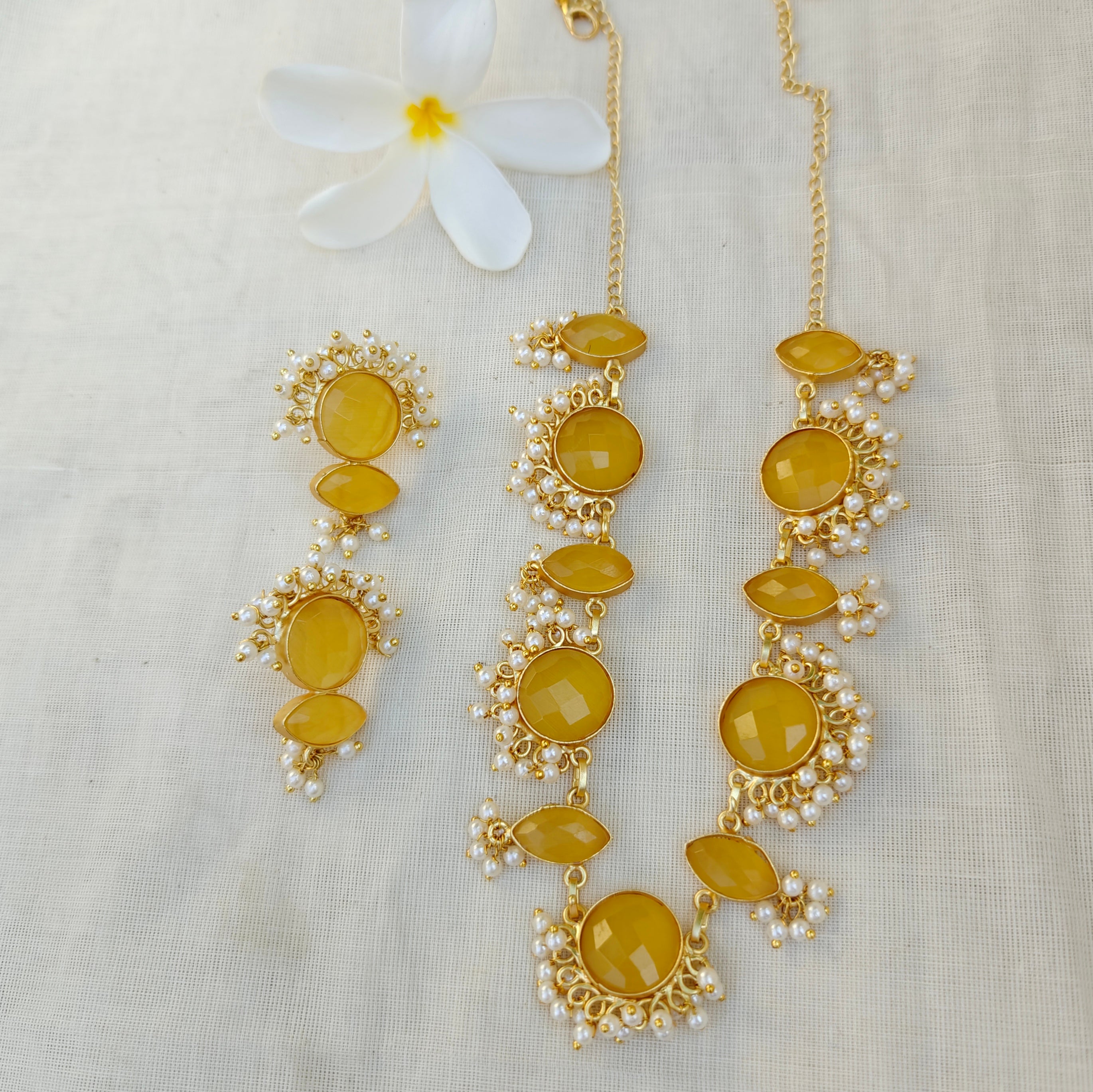 Yellow Blushing Petals Pearl Necklace set