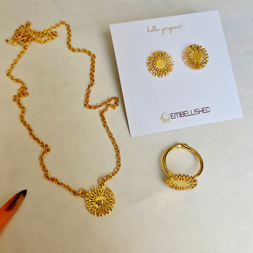 Golden Snowflake Necklace, Studs and Ring Set