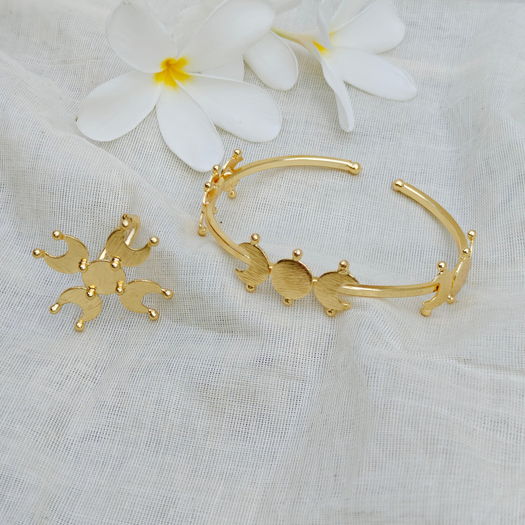 Celestial Textured Bangle and Statement Ring Set