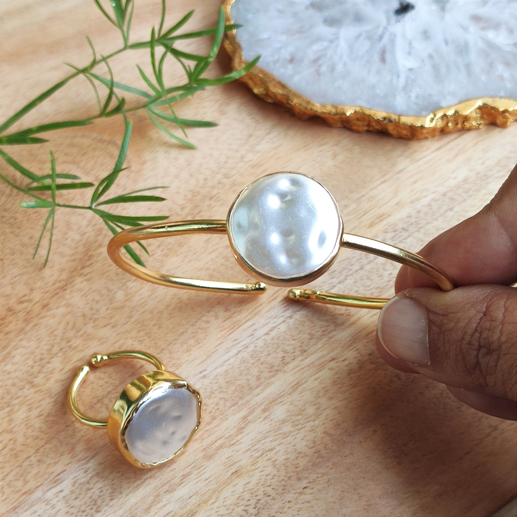 Ivory Glow Baroque Pearls set