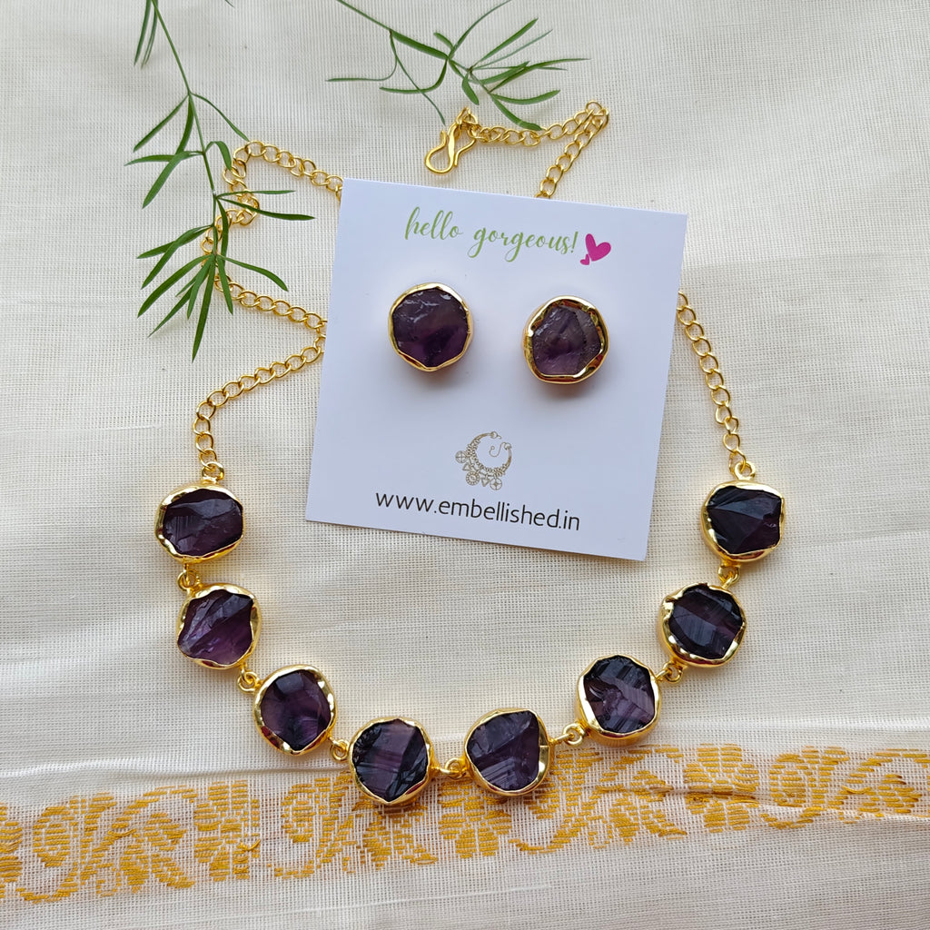 Amethyst buttons choker with studs