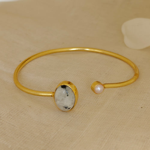Moonstone and Pearl slim kada