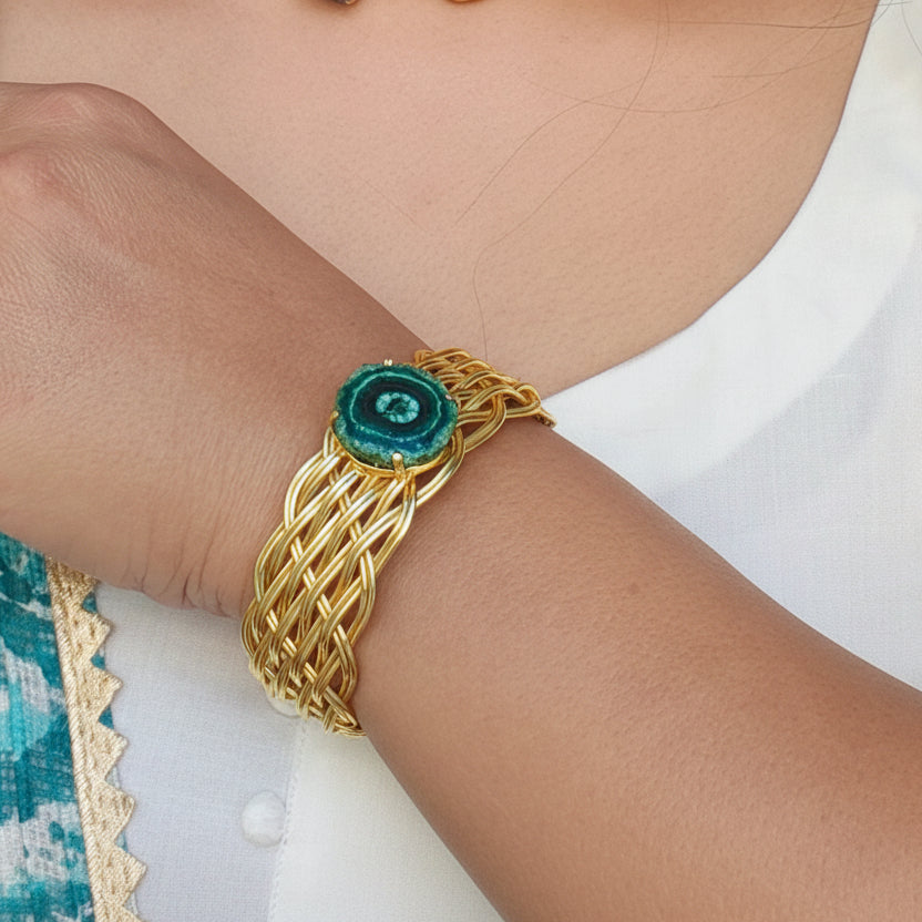 Solar agate mat bracelet - green