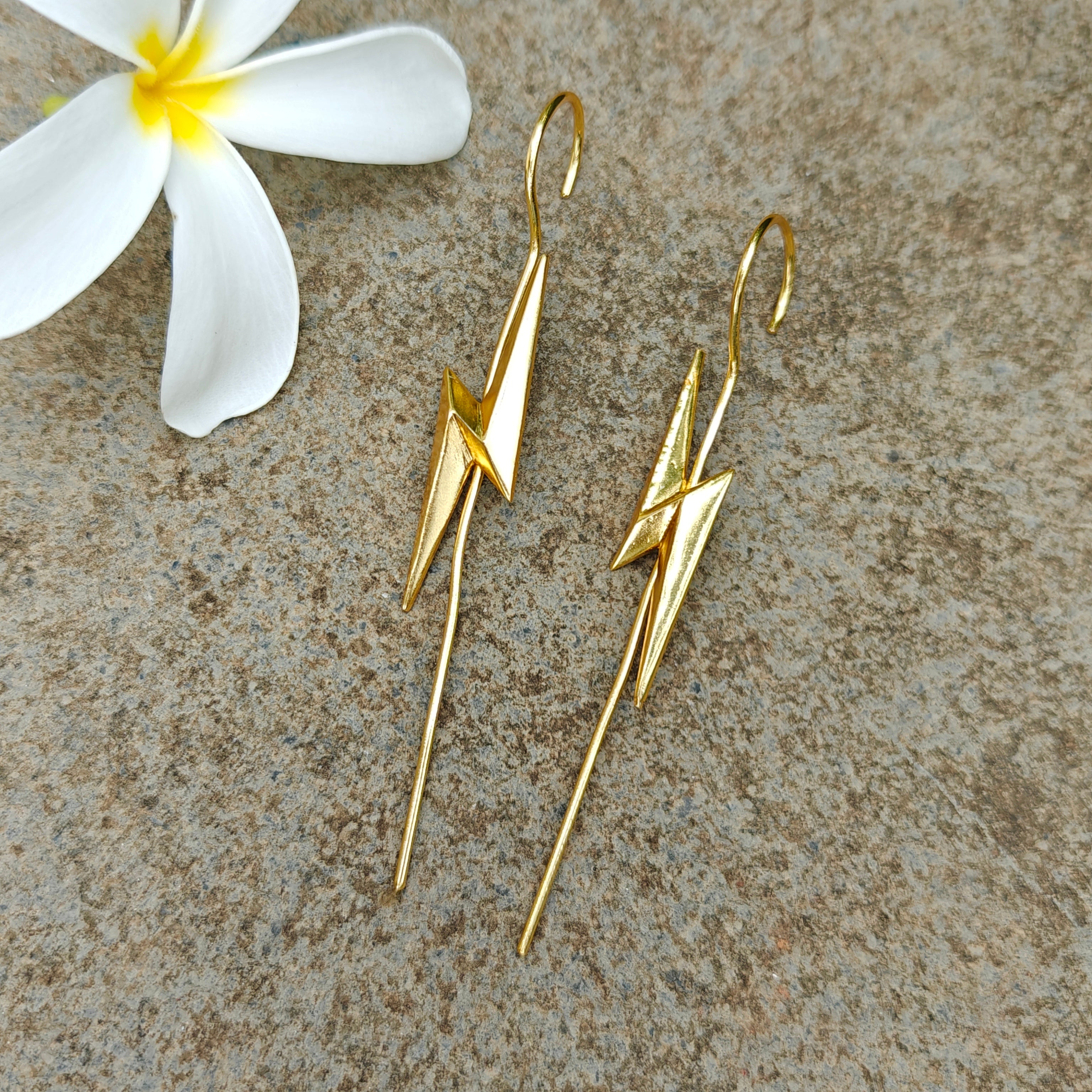 Bolt Needle earcuffs