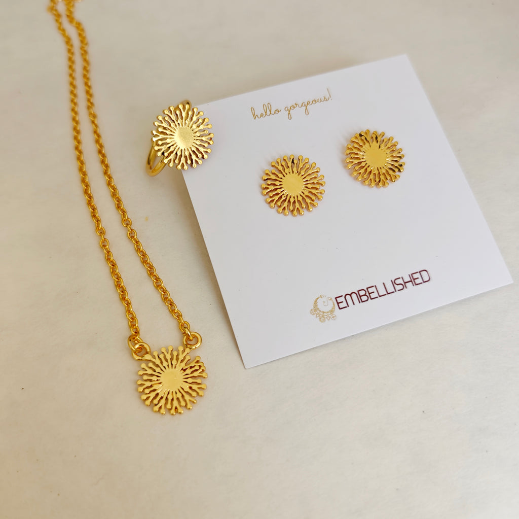 Golden Snowflake Necklace, Studs and Ring Set