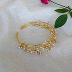 Cluster Pearls Dangle Cuff
