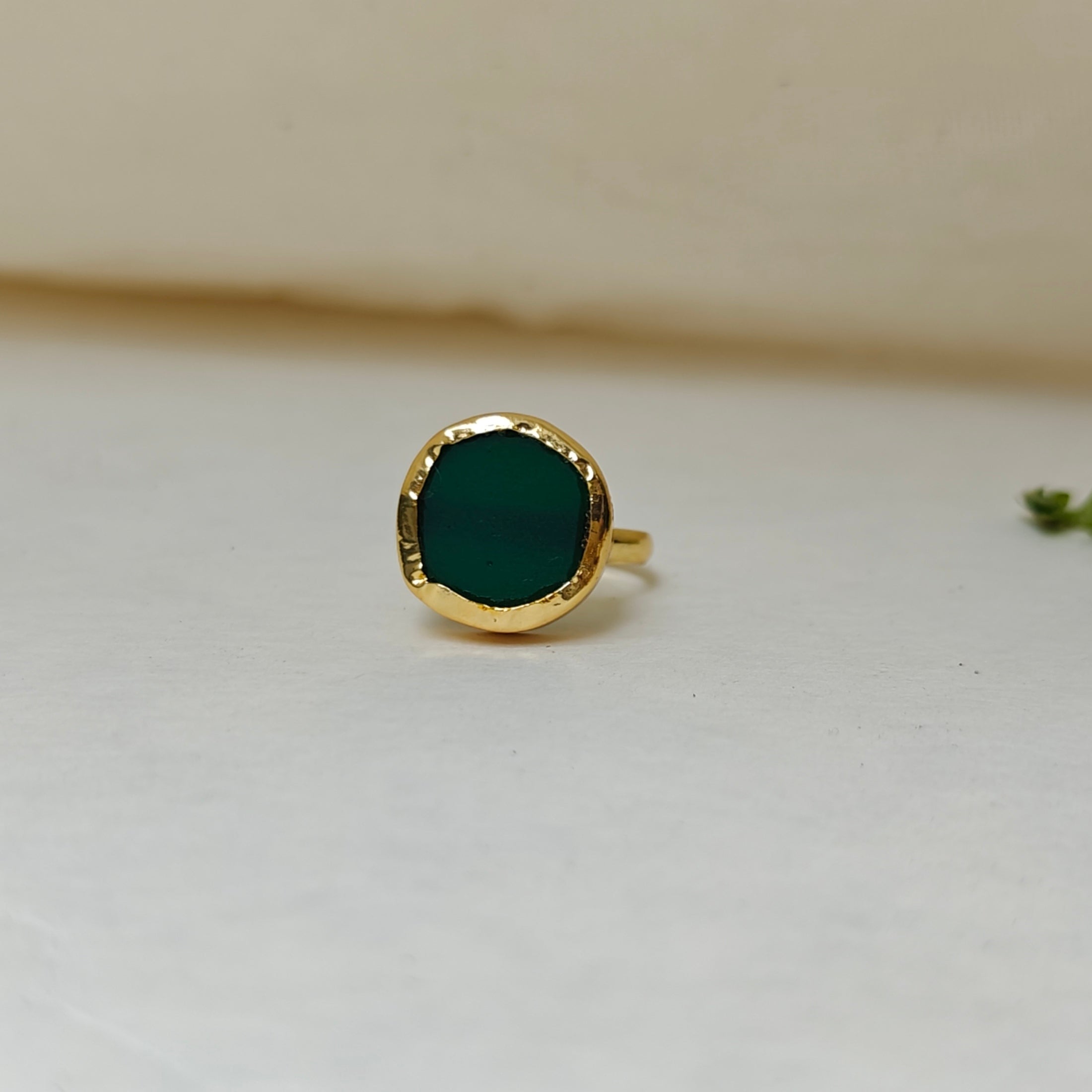 Natural Stone Button finger ring