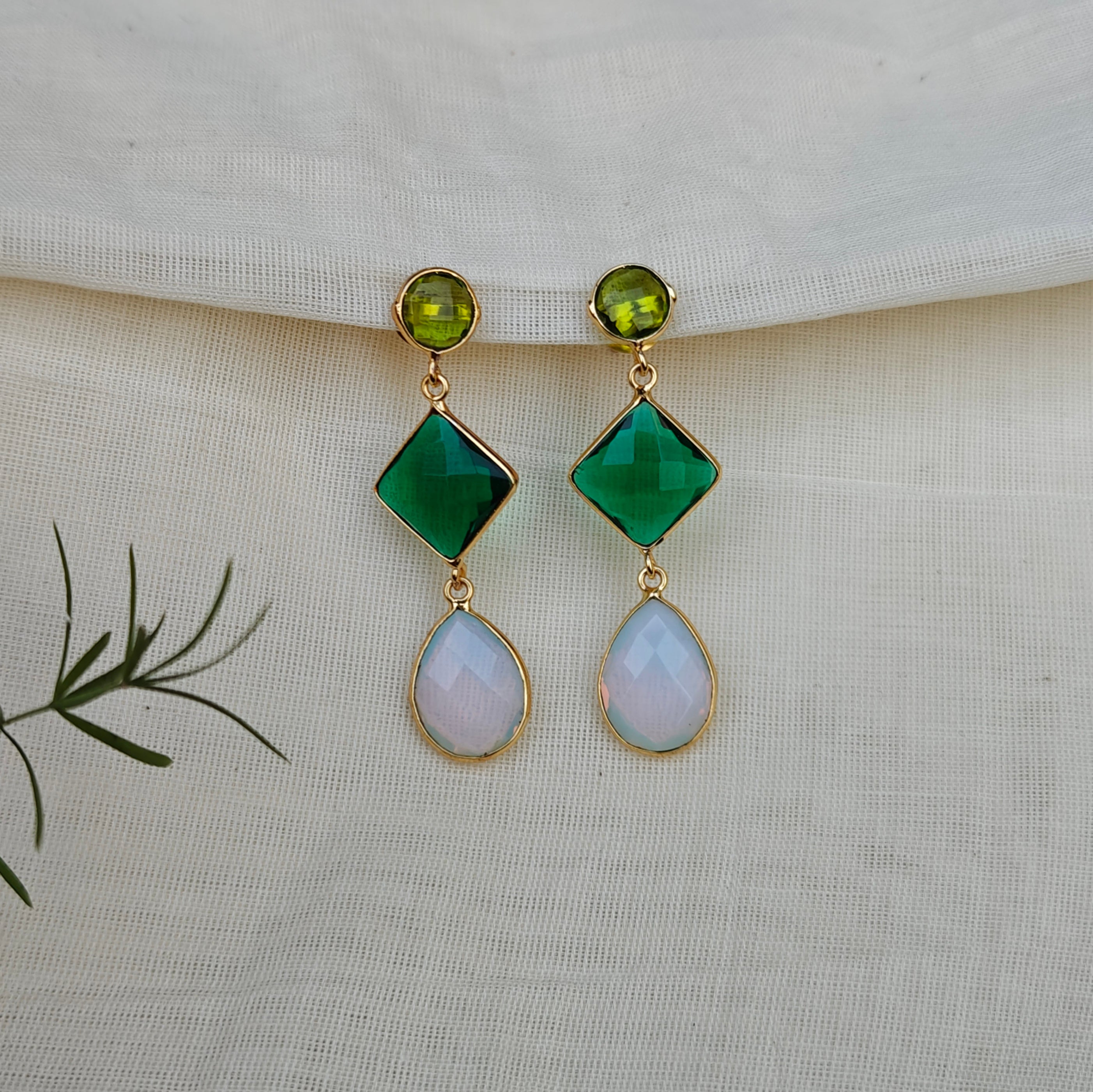 Three stone drop earrings - green