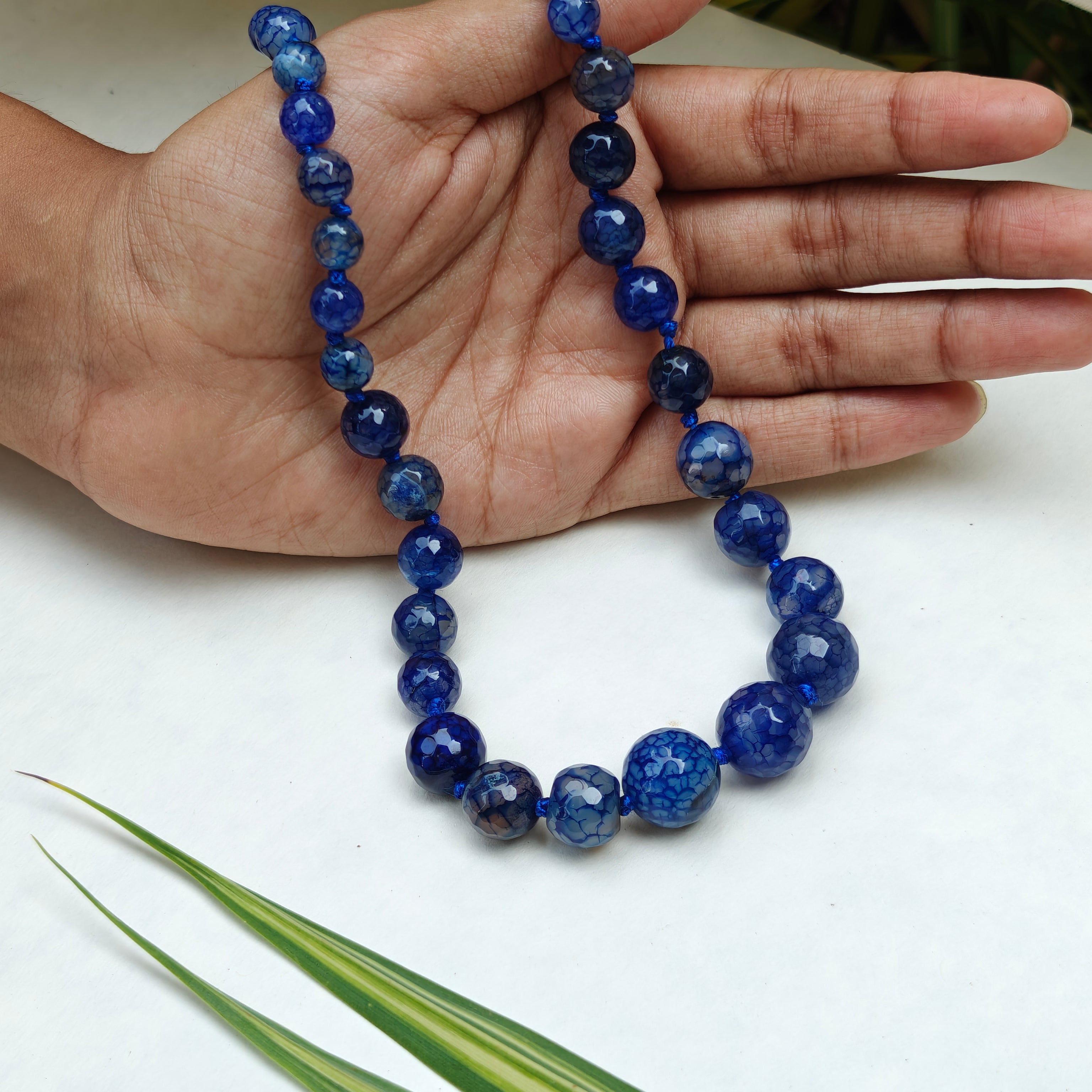 Agate graded beads necklace