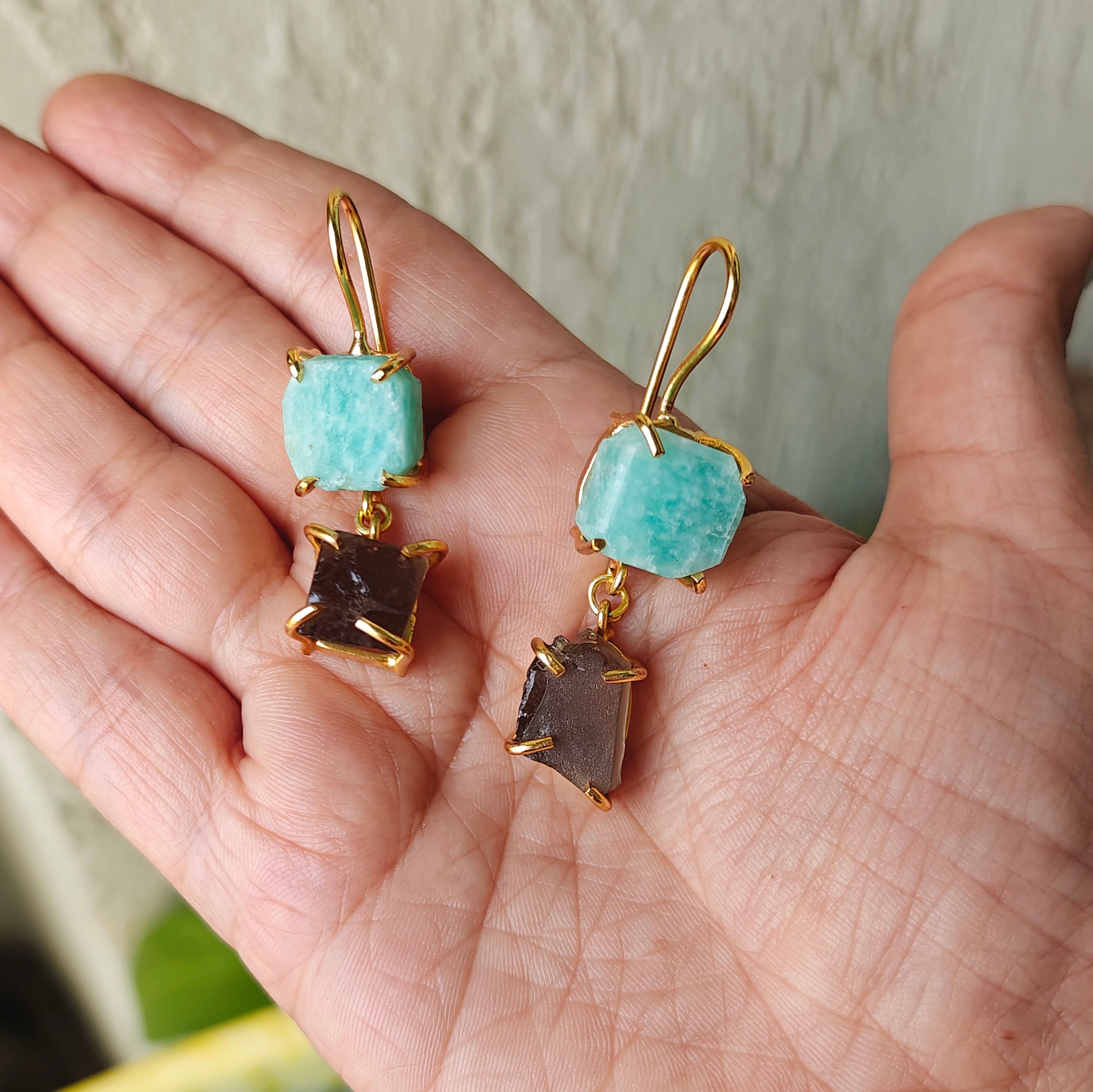 Double raw stones danglers