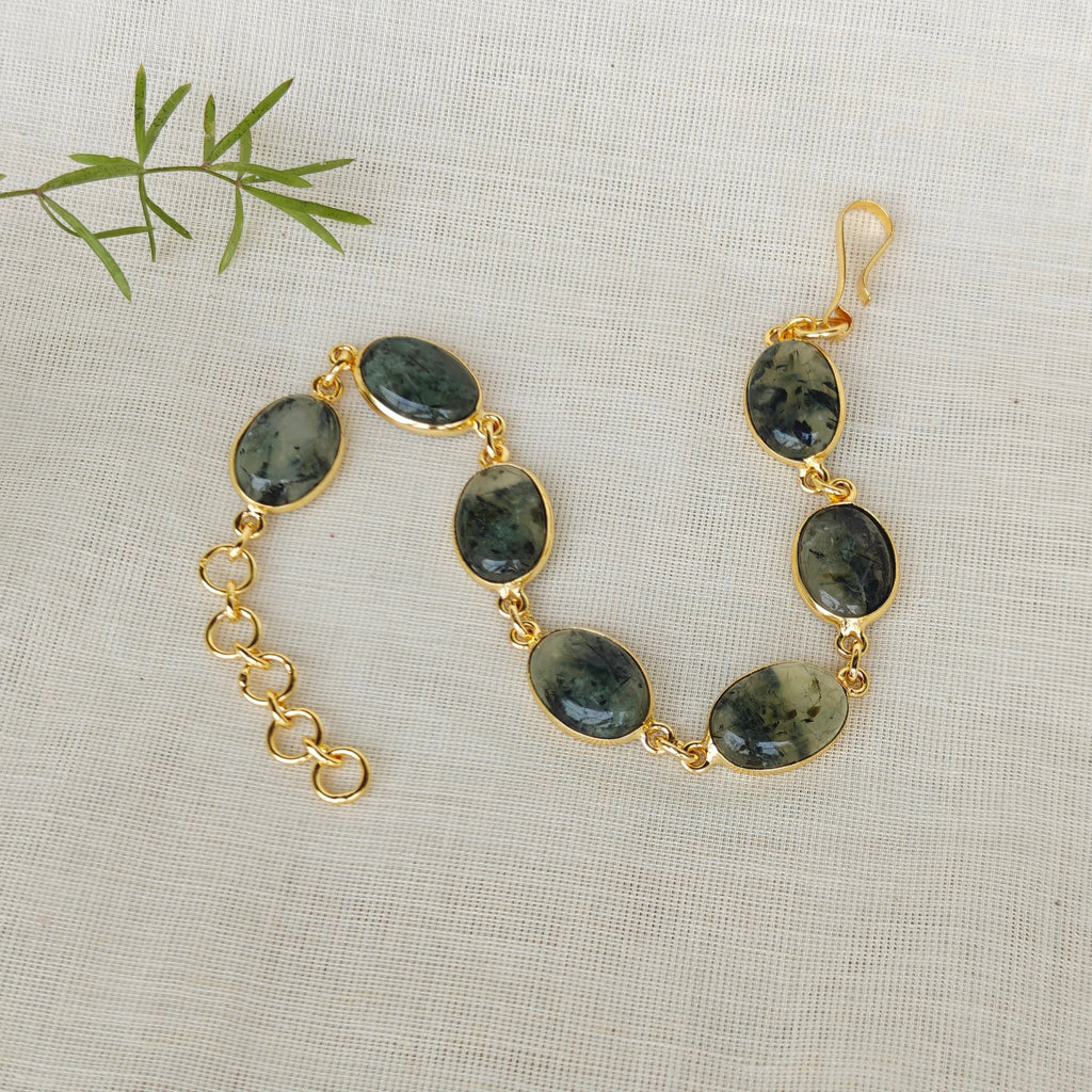 Natural stones slim bracelet