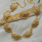 Lotus blooms and cluster pearls necklace set
