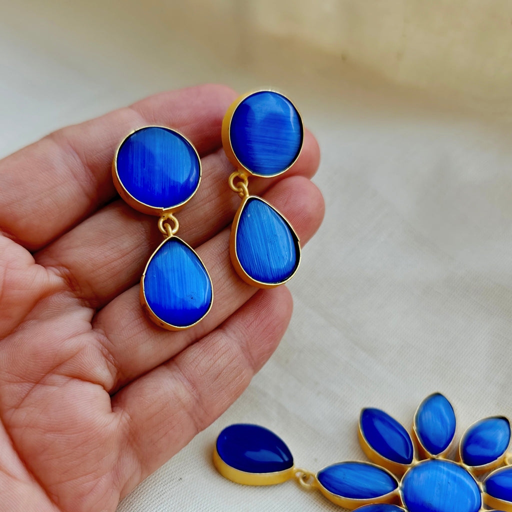 Floral Elegance Indo-western necklace set - blue