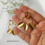 Round leafy studs - yellow