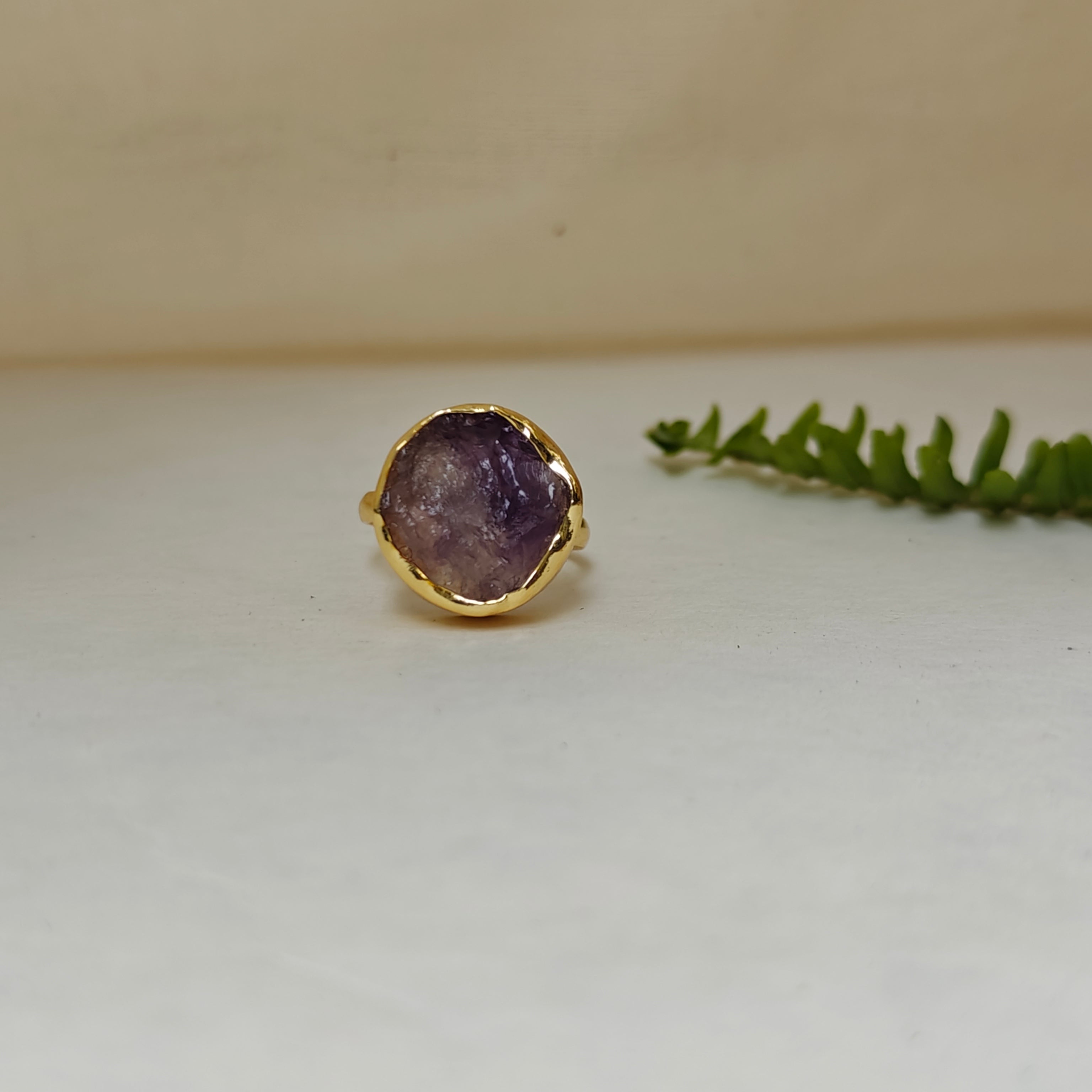 Natural Stone Button finger ring
