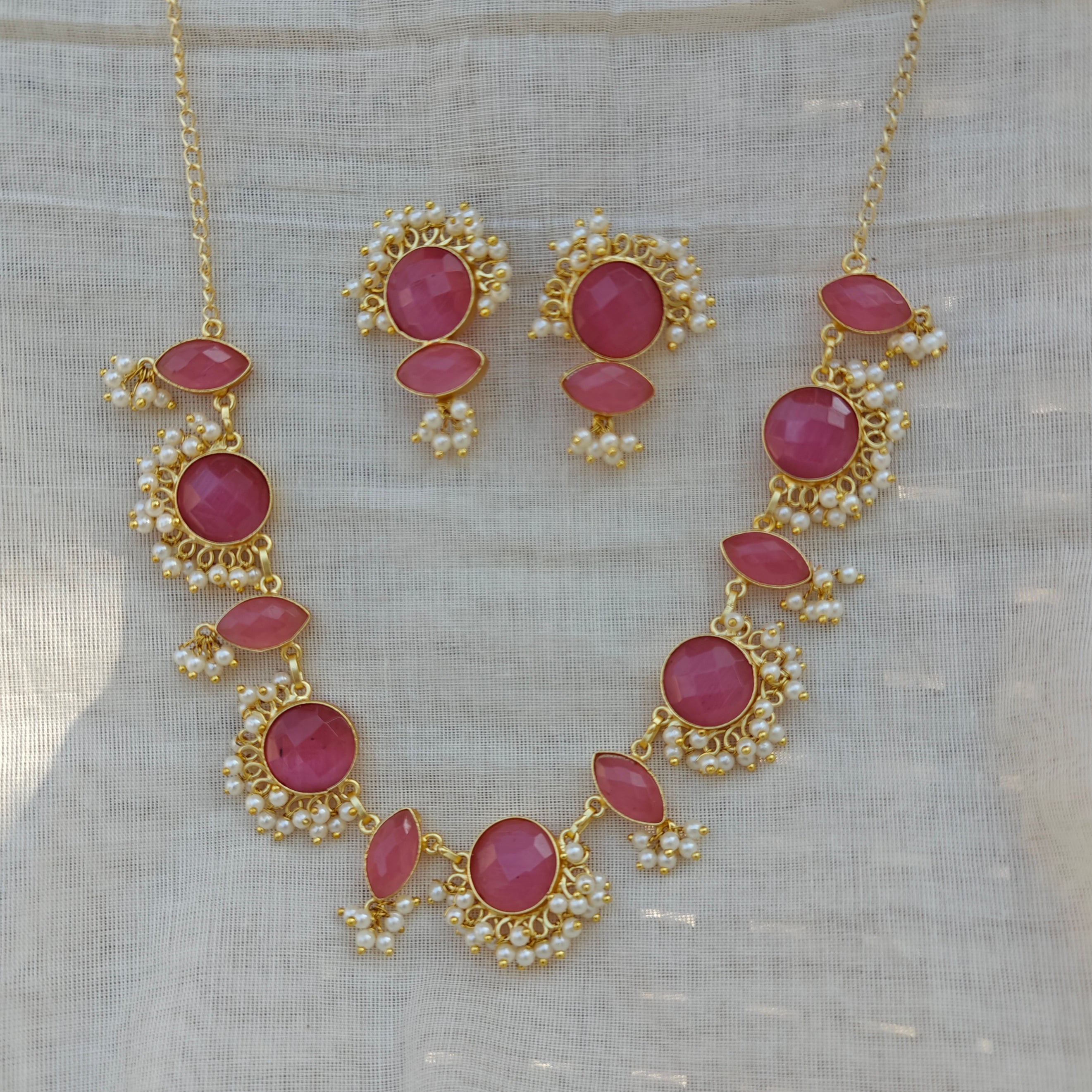 Pink Blushing Petals Pearl Necklace set