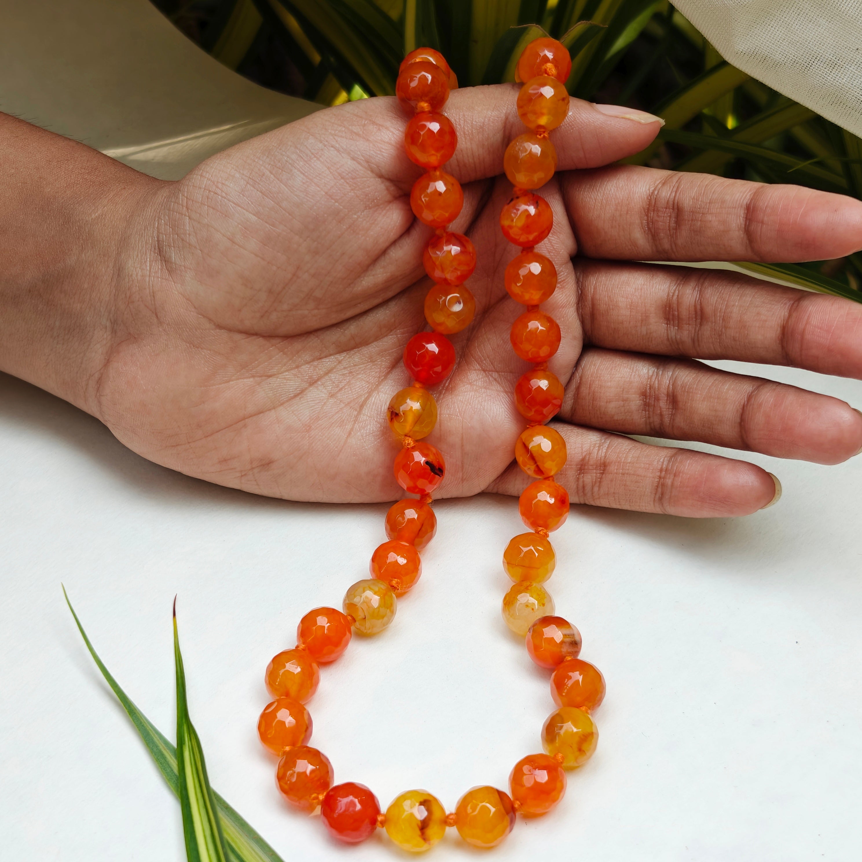 Agate beads short necklace