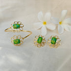 Emerald Bloom Daisy Bracelet and Earrings Set