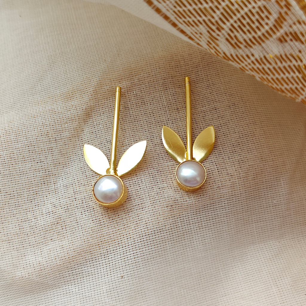 Golden Sprout Pearl Stud Earrings