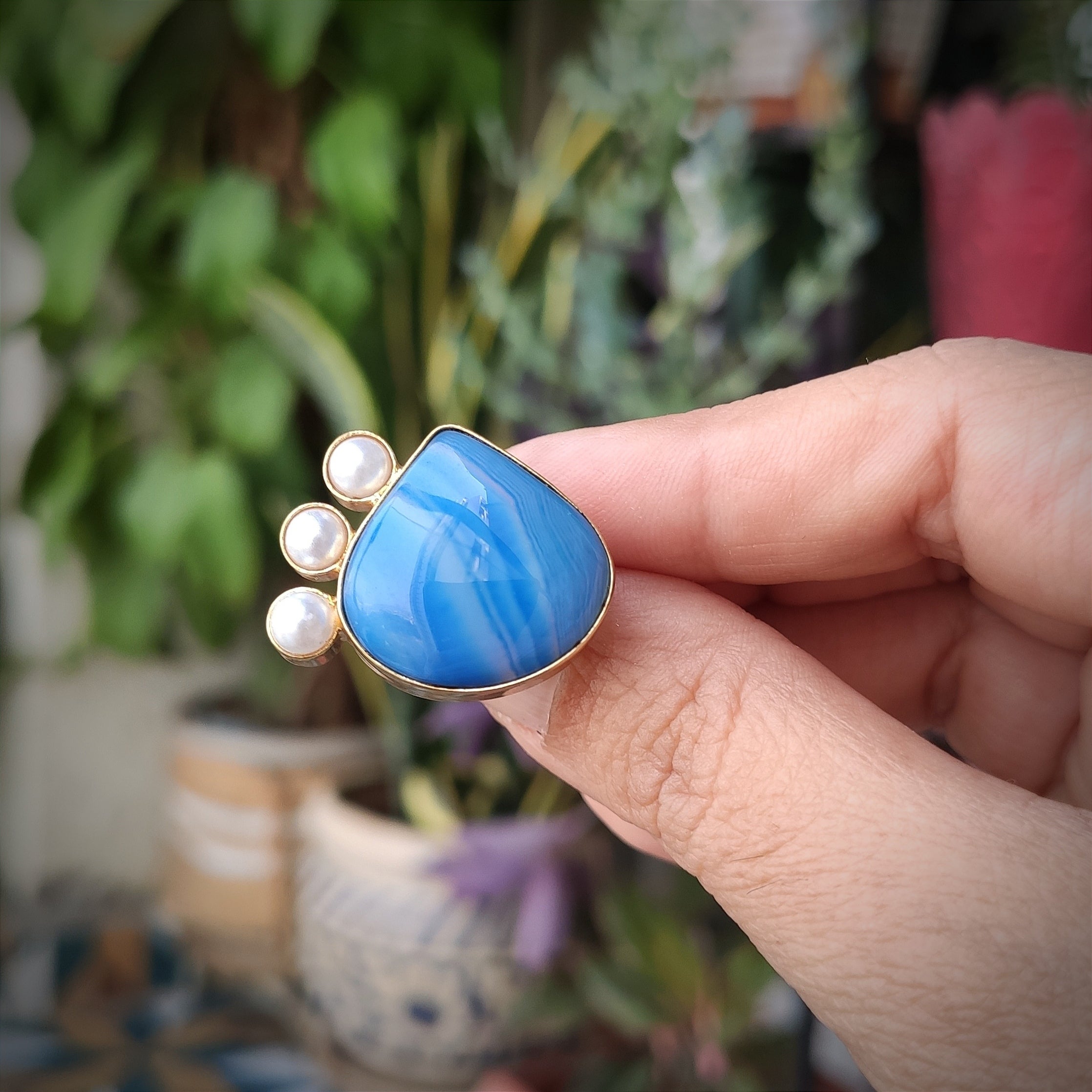 Bold bloom open finger ring - blue