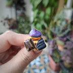 Rustic stones trio finger ring