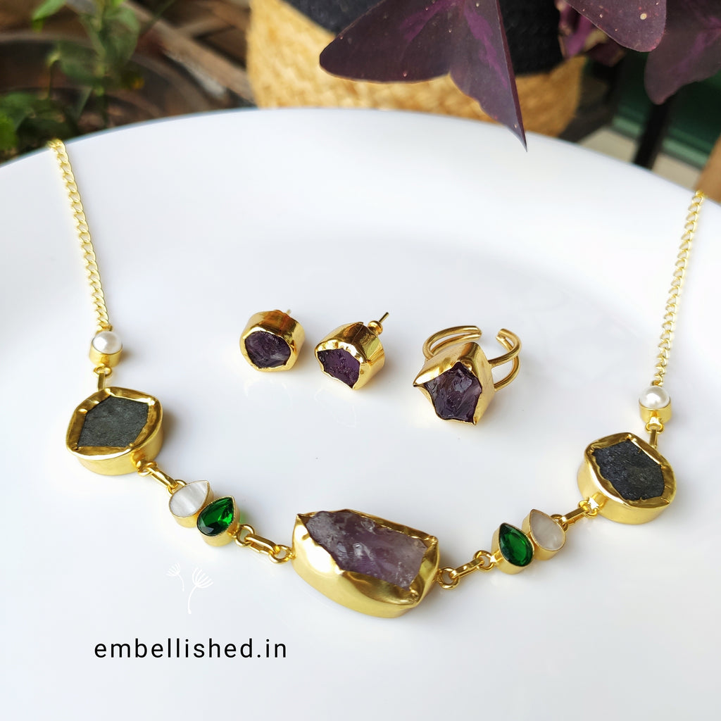 Amethyst eclectic stones choker set