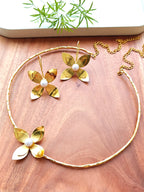 Blooming Aura Pearl Floral Hasli set