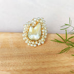 Baroque pearl and cluster pearls finger ring