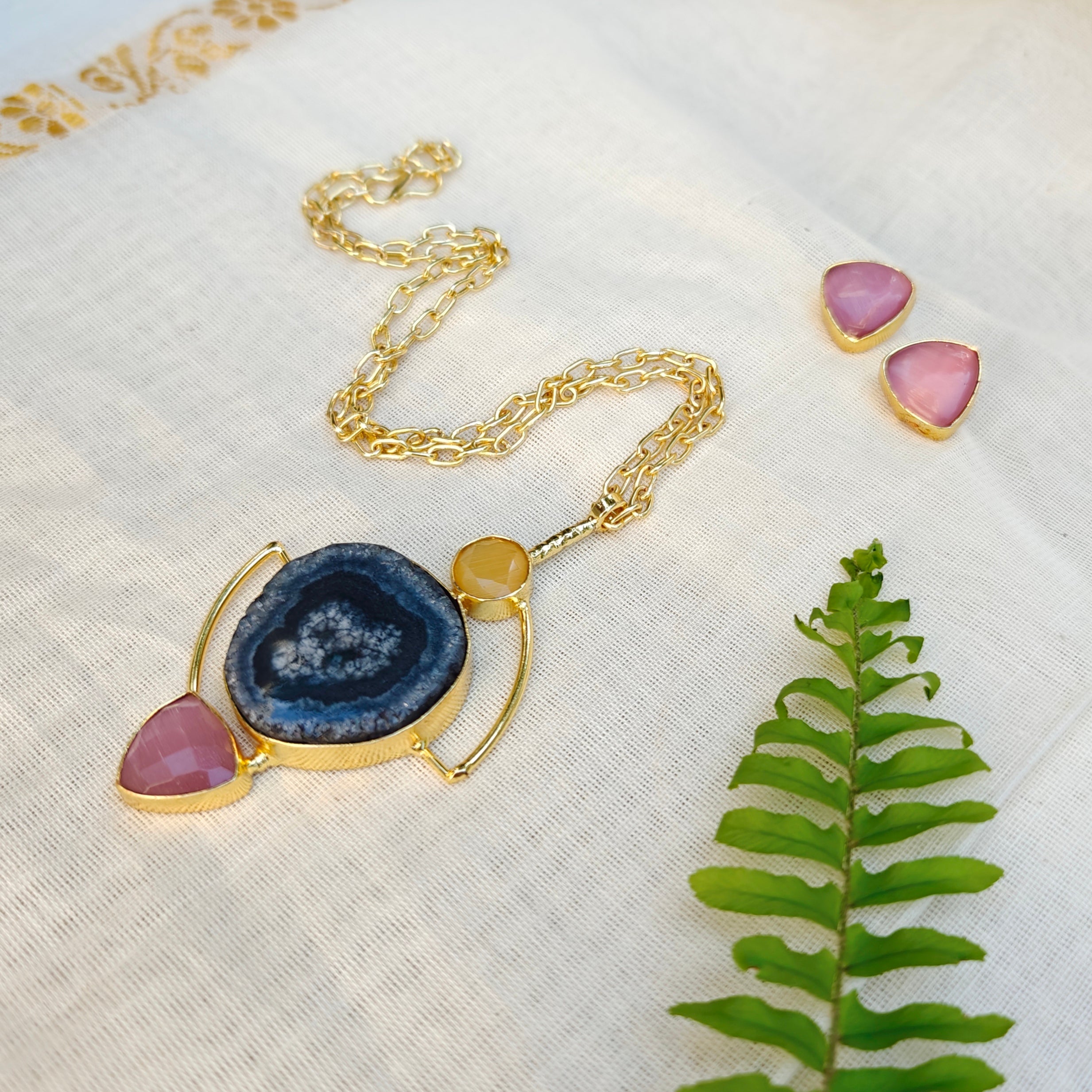 Black Geode Statement Pendant Necklace Set