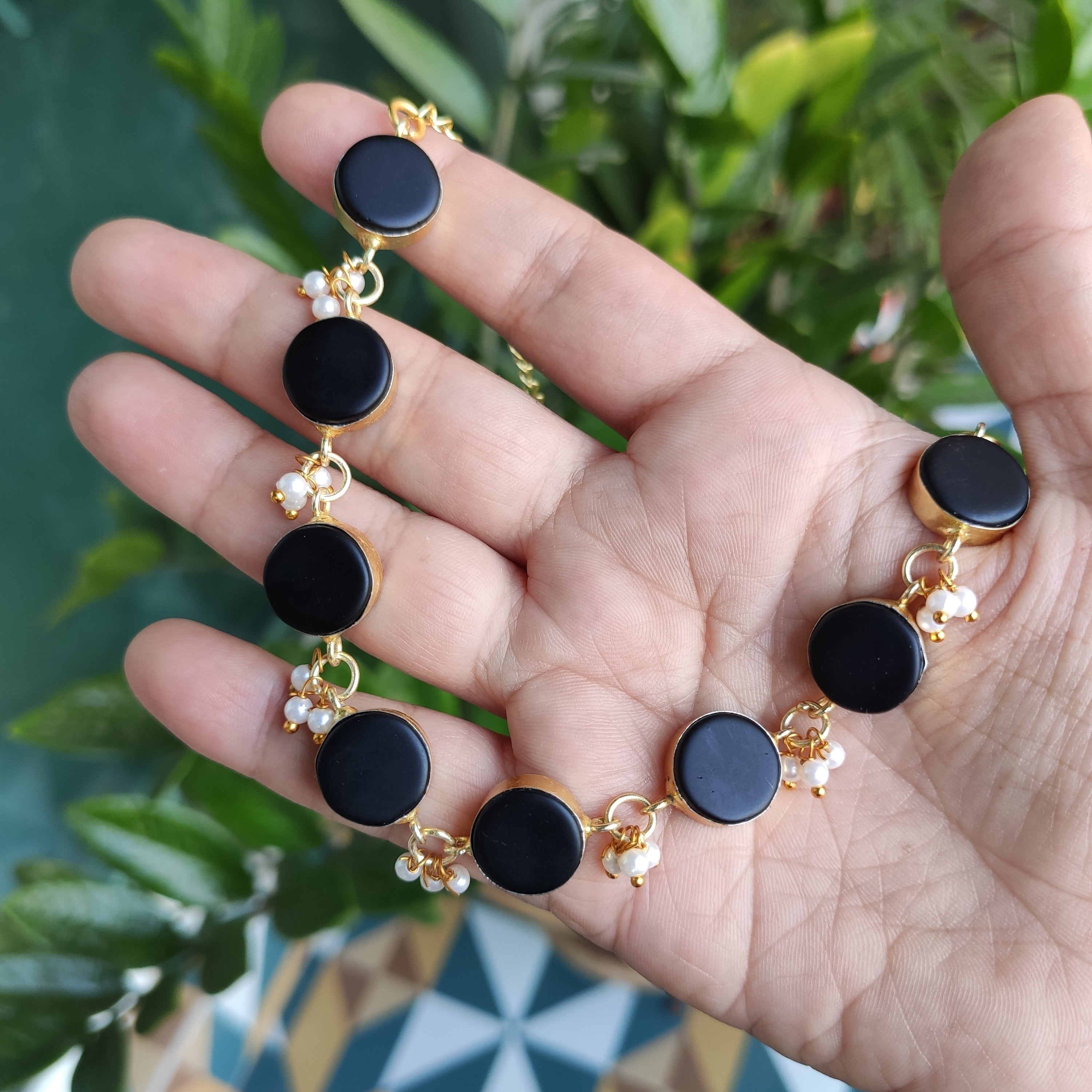 Button choker set with pearl hangings - black