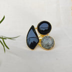 Large cab stones trio finger ring - black