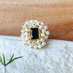 Black sparkle and cluster pearls finger ring