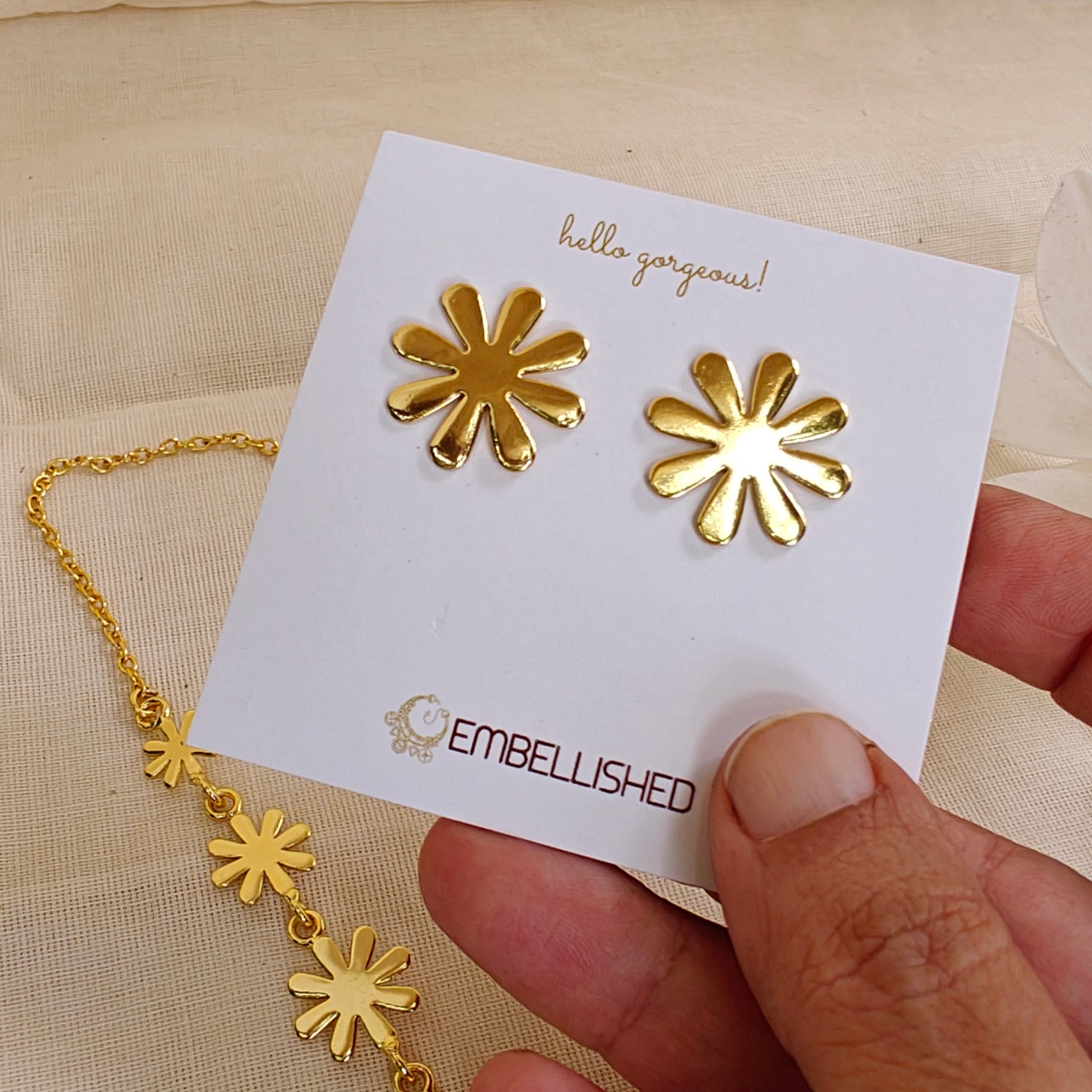Golden Floral Princess necklace set