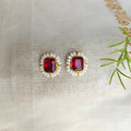 🟥 Red Pearl Halo studs