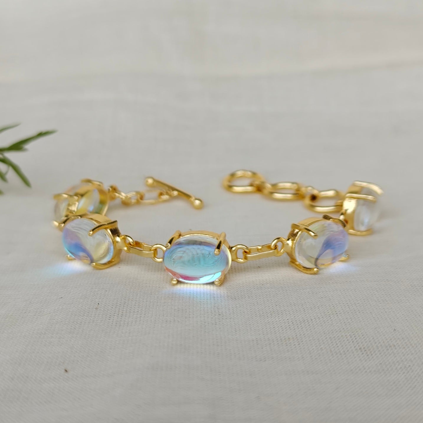 Electric tumble stones bracelet